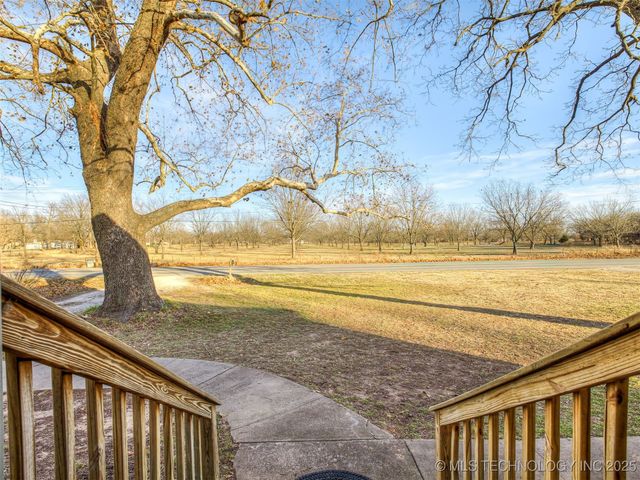 17104 S Memorial Drive, Bixby, OK 74008