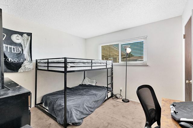 4590 N Hughes Avenue, Fresno, CA 93705