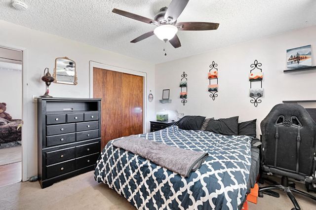 4590 N Hughes Avenue, Fresno, CA 93705