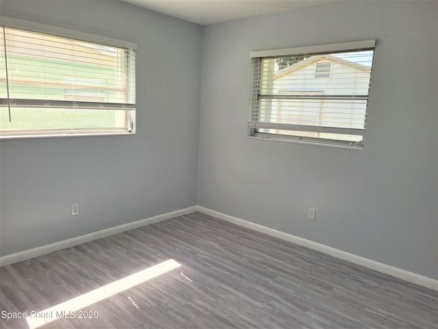 435 S Courtenay Parkway, Merritt Island, FL 32952