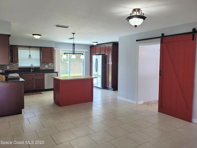 435 S Courtenay Parkway, Merritt Island, FL 32952