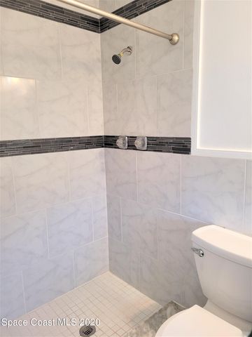 435 S Courtenay Parkway, Merritt Island, FL 32952