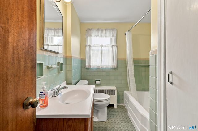 47 Baldwin Road, Manchester, CT 06042