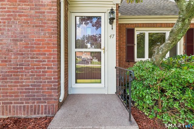 47 Baldwin Road, Manchester, CT 06042