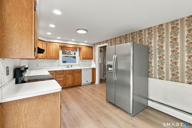 47 Baldwin Road, Manchester, CT 06042