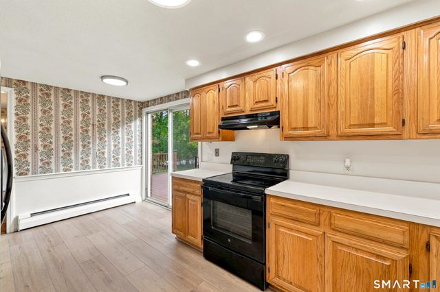 47 Baldwin Road, Manchester, CT 06042