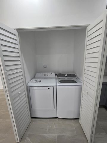 21210 SW 119th Ave 2, Miami, FL 33177