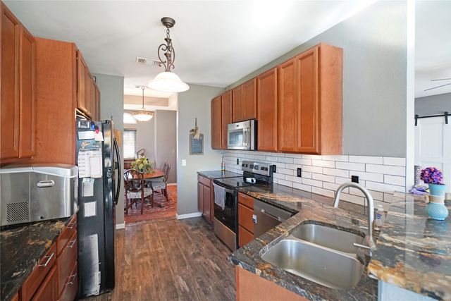 4470 County Road 2208, Greenville, TX 75402