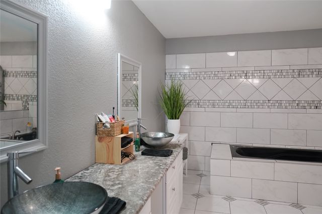 4470 County Road 2208, Greenville, TX 75402