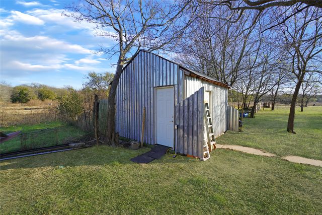 4470 County Road 2208, Greenville, TX 75402