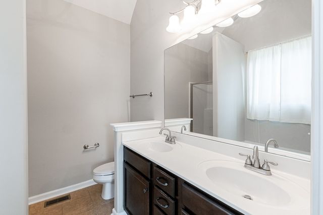 1436 Saddle Crst, Mount Juliet, TN 37122