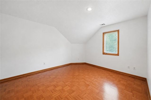 1101 NE Waterfield Village Drive, Blue Springs, MO 64014