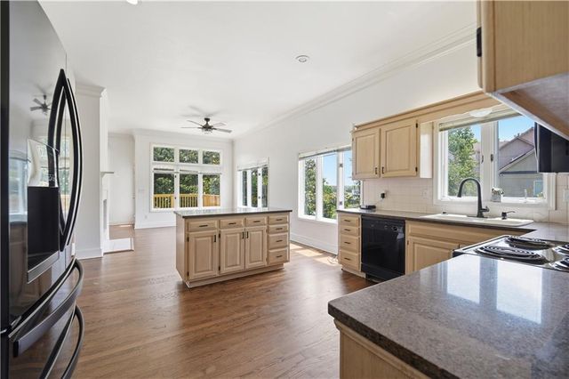 1101 NE Waterfield Village Drive, Blue Springs, MO 64014