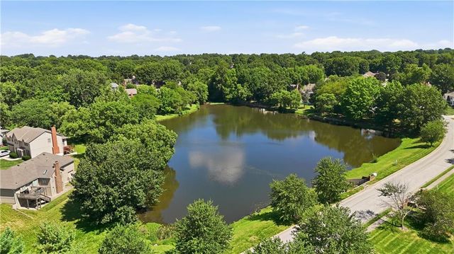 1101 NE Waterfield Village Drive, Blue Springs, MO 64014