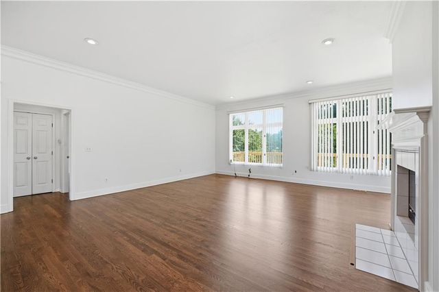 1101 NE Waterfield Village Drive, Blue Springs, MO 64014