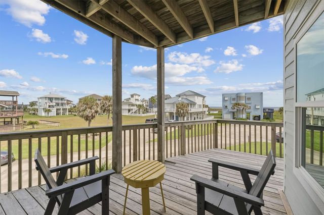 4126 Courageous Lane, Galveston, TX 77554