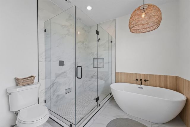 4126 Courageous Lane, Galveston, TX 77554