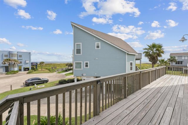 4126 Courageous Lane, Galveston, TX 77554