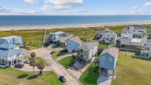 4126 Courageous Lane, Galveston, TX 77554