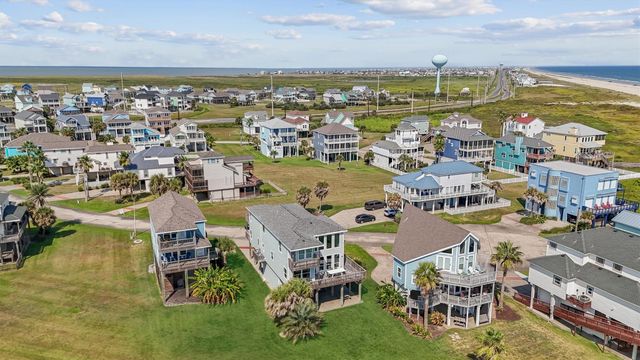 4126 Courageous Lane, Galveston, TX 77554