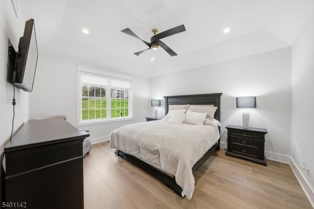 14 Country Ln, Hardyston Twp., NJ 07419