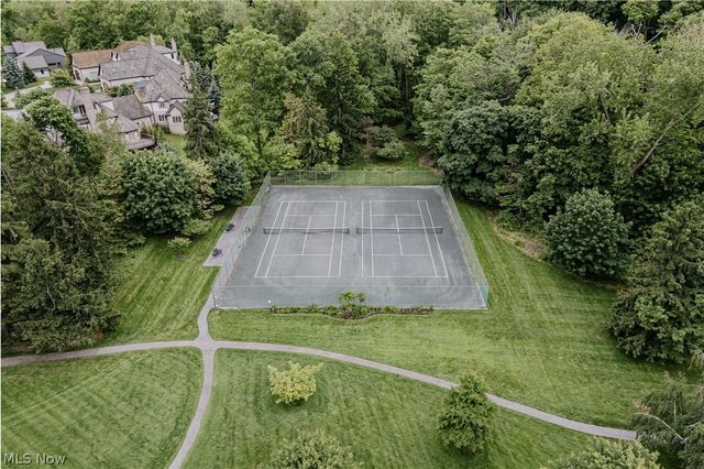 2 Bratenahl Place 15BC, Bratenahl, OH 44108