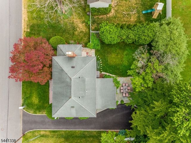 18 W 5Th St, New Providence Boro, NJ 07974