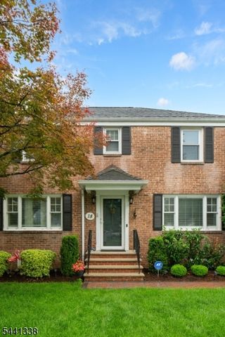 18 W 5Th St, New Providence Boro, NJ 07974
