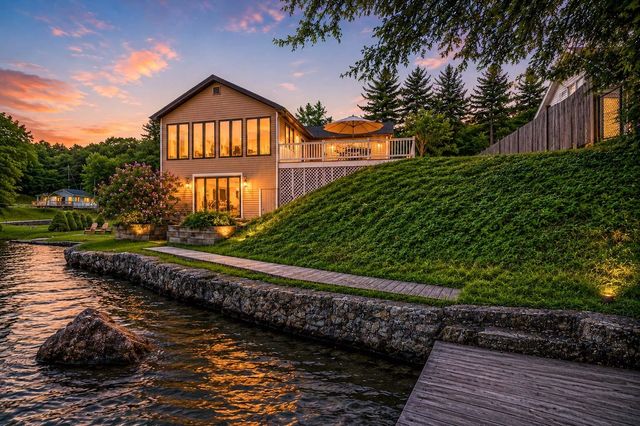 81 Lakewood Manor Road, Newbury, NH 03255