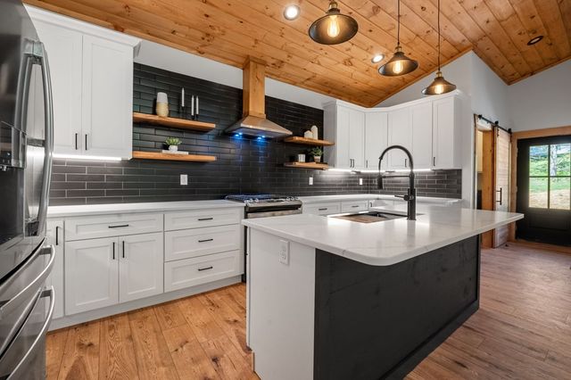 168 Ewing Street, Blue Ridge, GA 30513