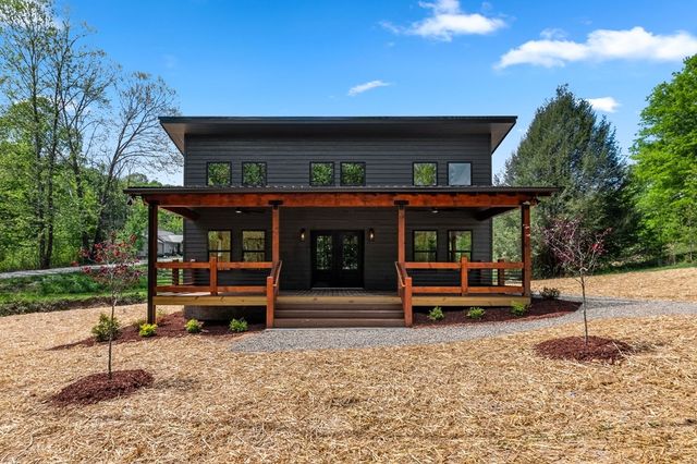 168 Ewing Street, Blue Ridge, GA 30513