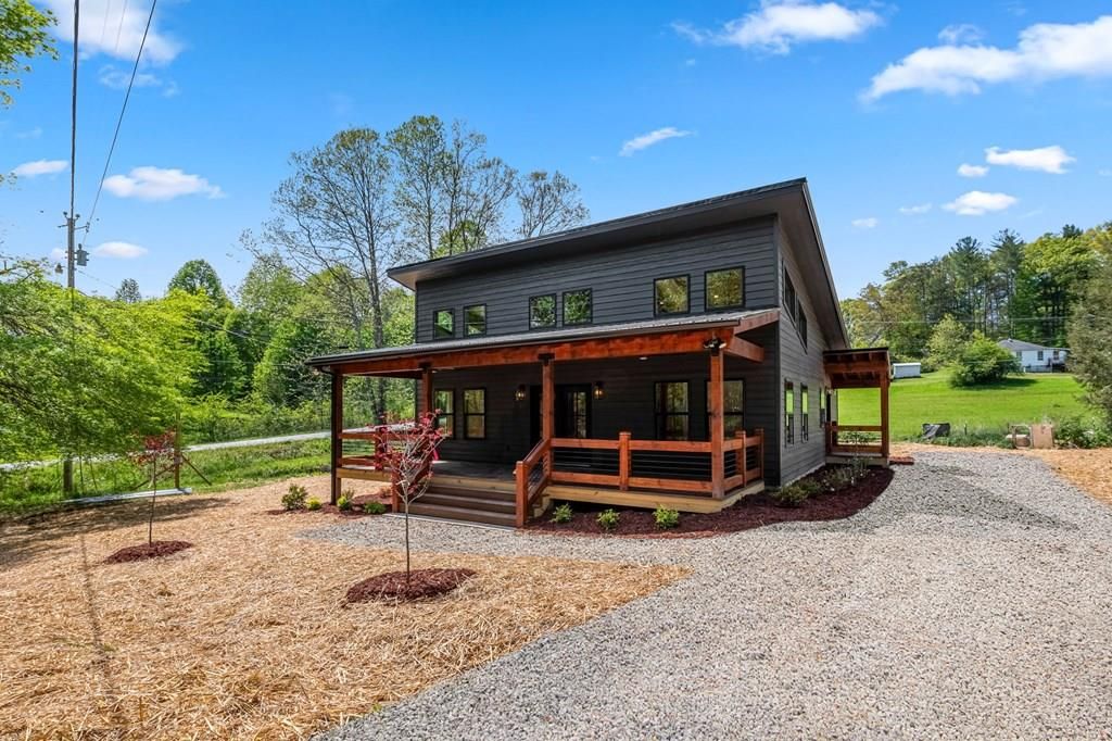 168 Ewing Street, Blue Ridge, GA 30513