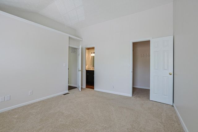 1888 Cliffview Lane, Florence, KY 41042