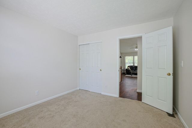 1888 Cliffview Lane, Florence, KY 41042