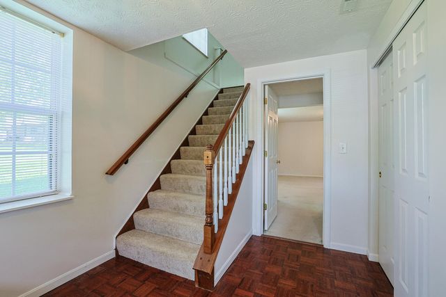 1888 Cliffview Lane, Florence, KY 41042