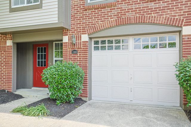 1888 Cliffview Lane, Florence, KY 41042