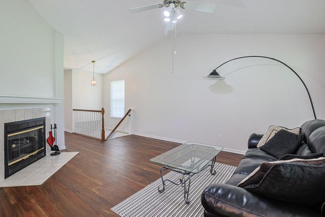 1888 Cliffview Lane, Florence, KY 41042