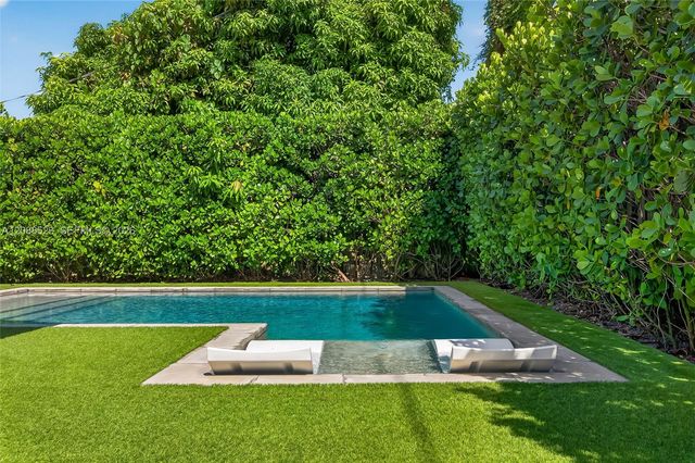 2342 SW 25th Terrace, Miami, FL 33133