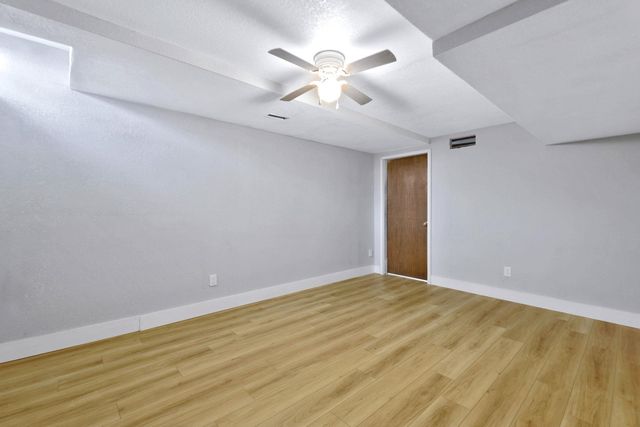 5221 E 20th St N, Wichita, KS 67208