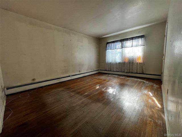 24 Lorraine Boulevard, Poughkeepsie, NY 12603