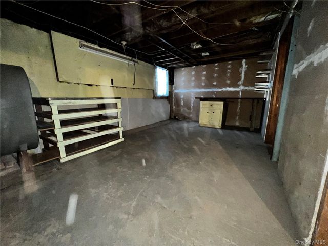 24 Lorraine Boulevard, Poughkeepsie, NY 12603