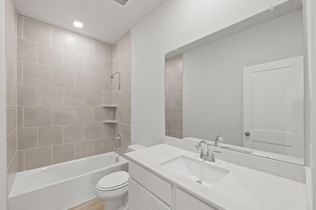 400 Long Branch Drive, Dayton, TX 77535