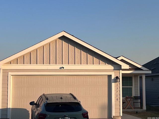 13710 FLUME RDG, San Antonio, TX 78223