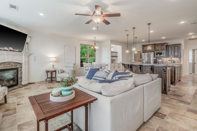 190 Majestic Circle, Maumelle, AR 72113