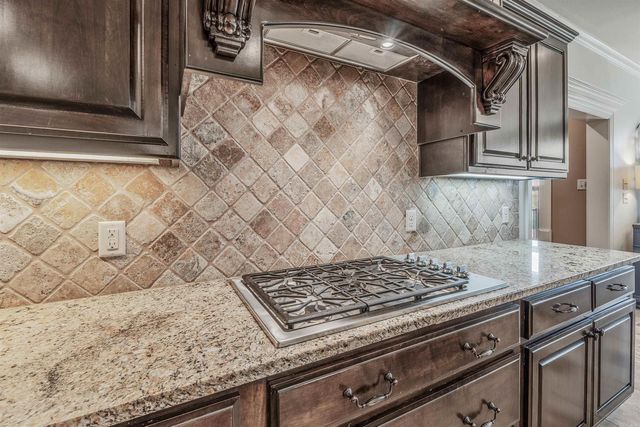 190 Majestic Circle, Maumelle, AR 72113