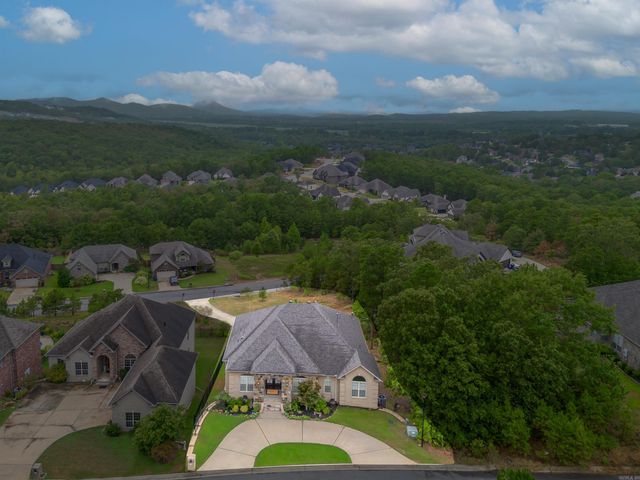 190 Majestic Circle, Maumelle, AR 72113