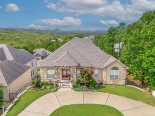 190 Majestic Circle, Maumelle, AR 72113