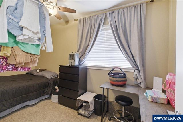 537 Hillview Dr, Lebanon, OR 97355