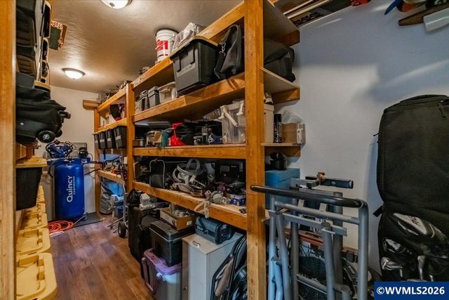 537 Hillview Dr, Lebanon, OR 97355