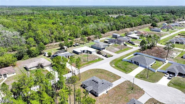 2009 Voss CT, Lehigh Acres, FL 33972